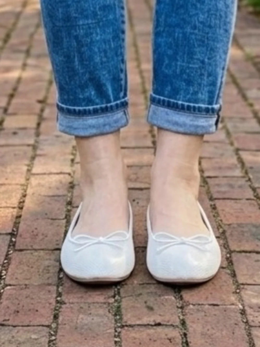 Cat & Jack Girls White Ballet Flats with Bow Trim